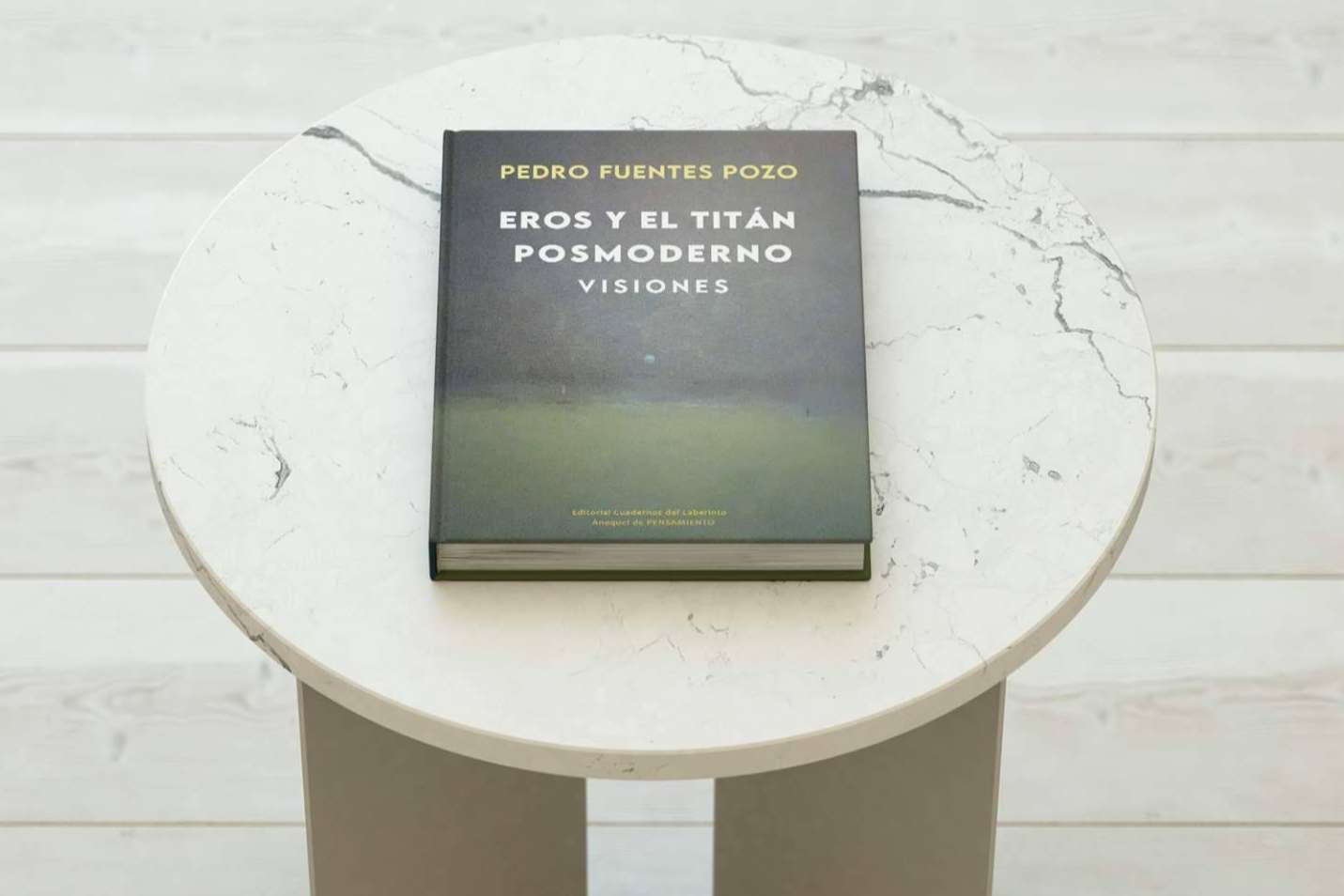 'Eros y el Titán posmoderno', de Pedro Fuentes, un buen libro para regalar