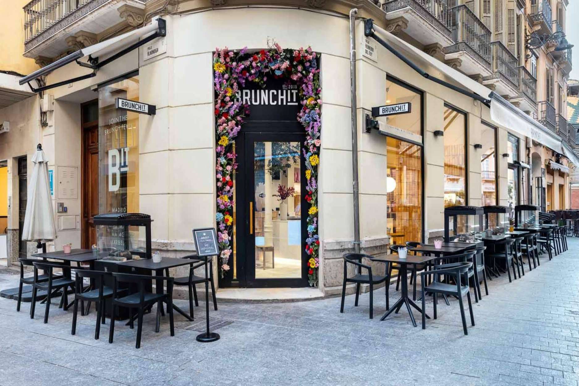 Así es el nuevo restaurante Brunchit Alhóndiga (Málaga); Más luz, más naturaleza, más diseño