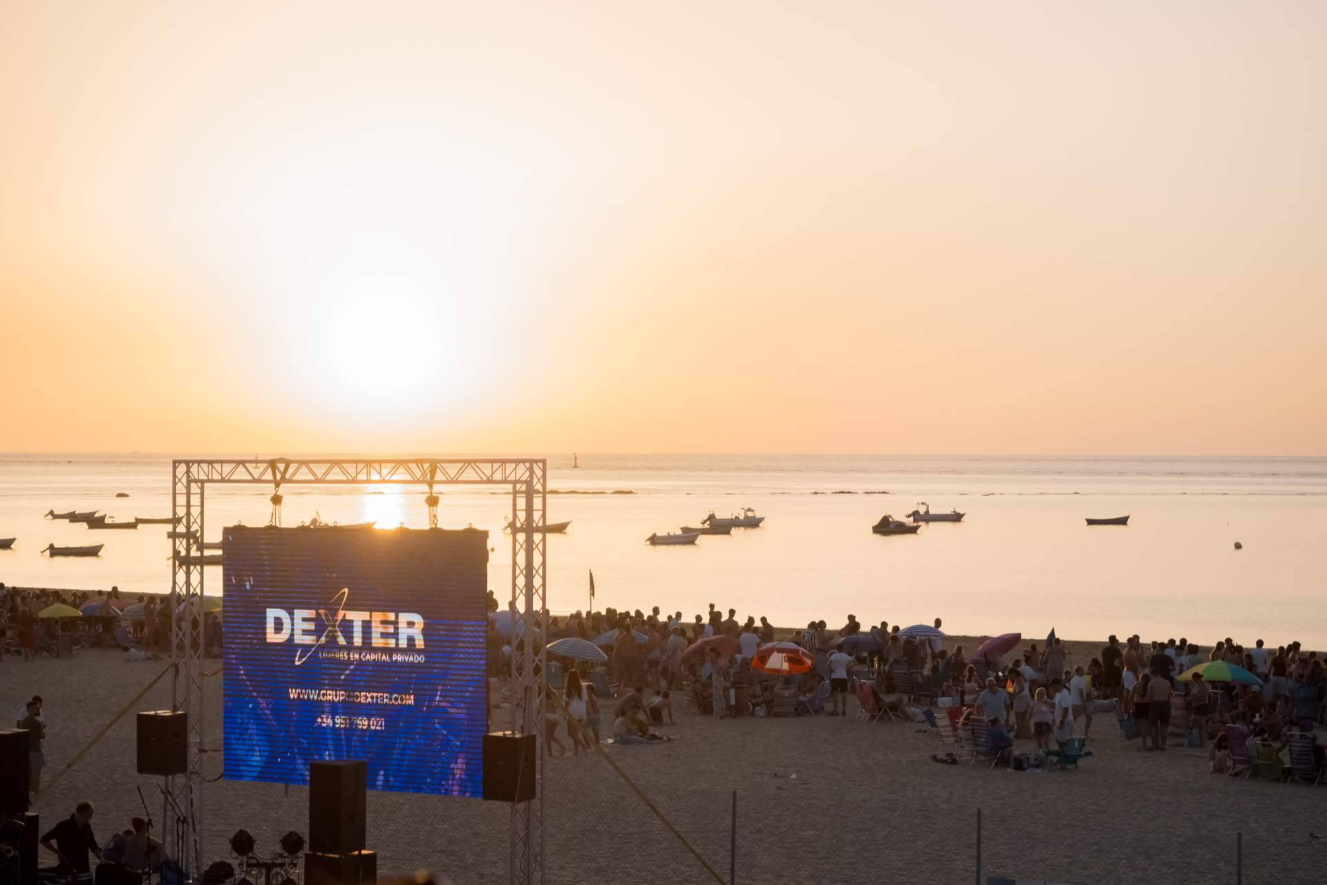 El Gran Premio DEXTER abre con enorme tirón popular las Carreras de Sanlúcar