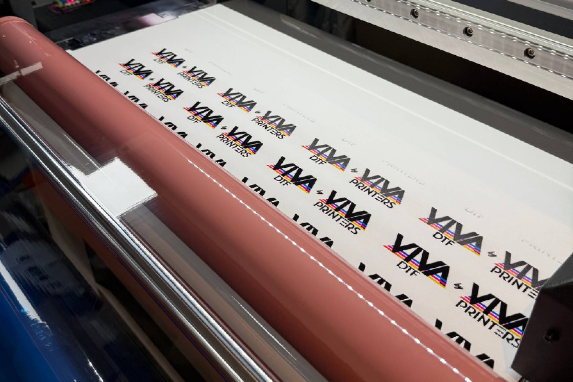 UV-DTF; la técnica de personalización que está revolucionando el sector gracias a Viva DTF