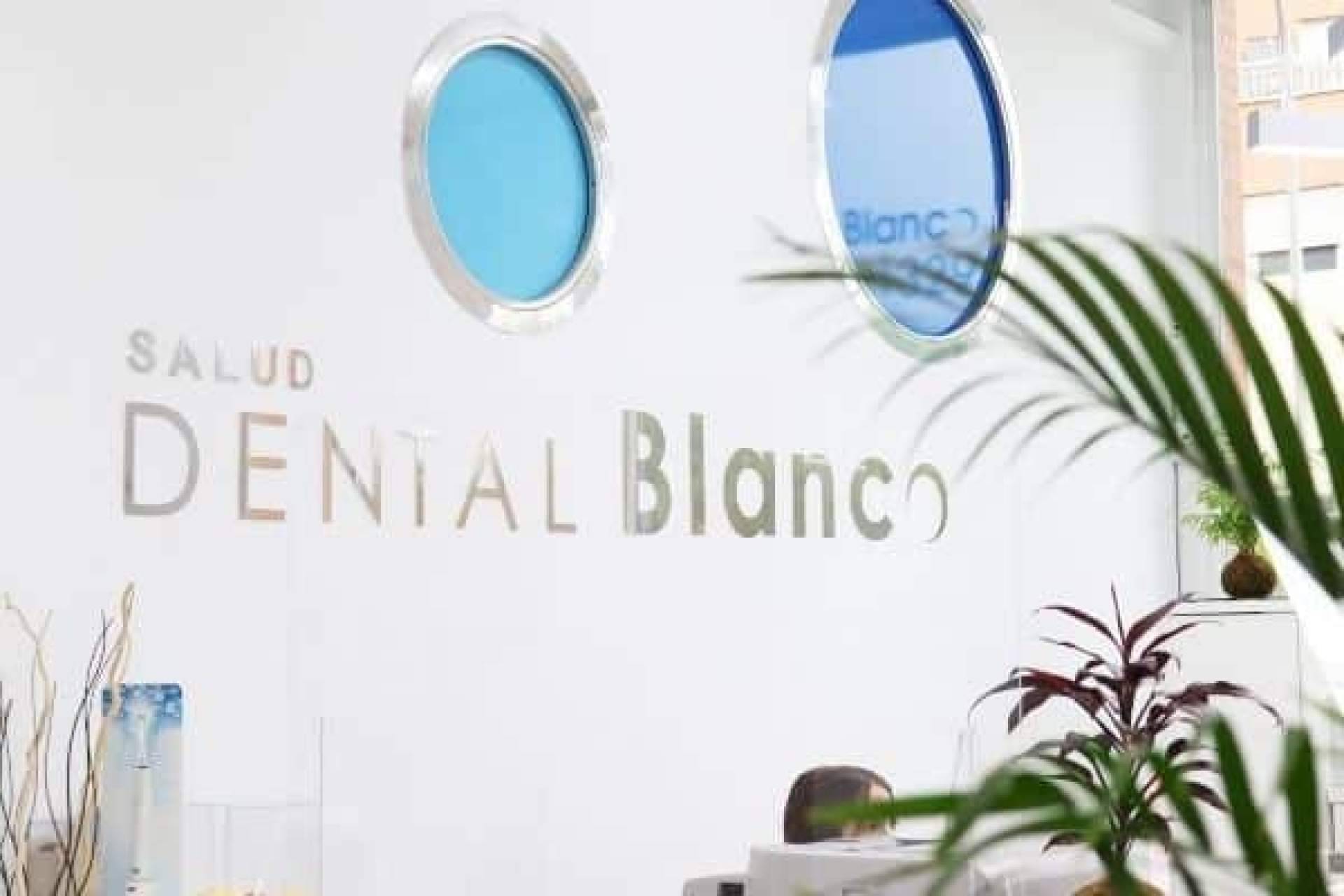 Implantes dentales en Madrid; la excelencia de Salud Dental Blanco en tratamientos avanzados