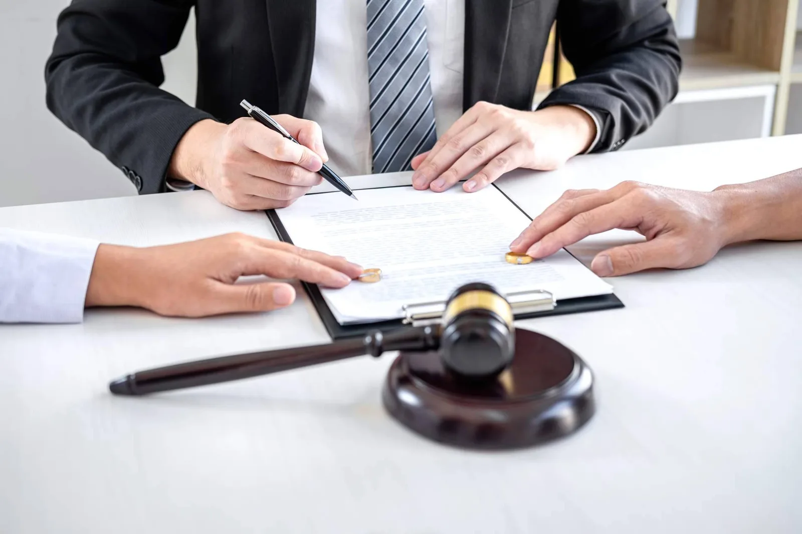 La importancia de contar con un abogado penalista especializado para afrontar un proceso penal con garantías